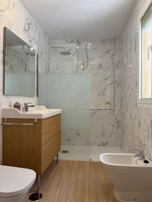 Apartamento En San Bernardo, El Barrio Torero Sevilla Eksteriør billede