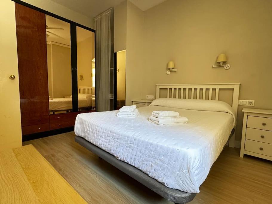 Apartamento En San Bernardo, El Barrio Torero Sevilla Eksteriør billede