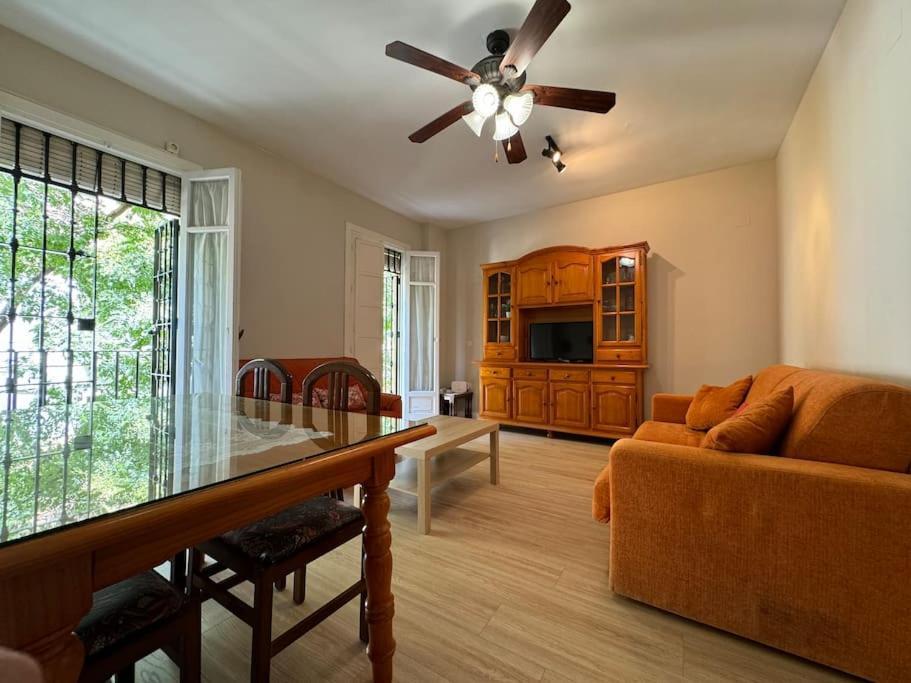 Apartamento En San Bernardo, El Barrio Torero Sevilla Eksteriør billede